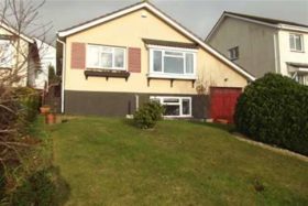 2 bedroom Bungalow t...